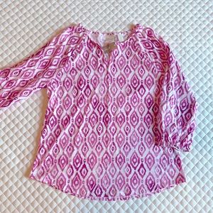 Chicos Diamond IKat Vee Neck Tee